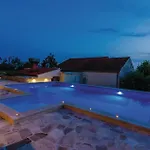 Three-bedroom In * Орашац