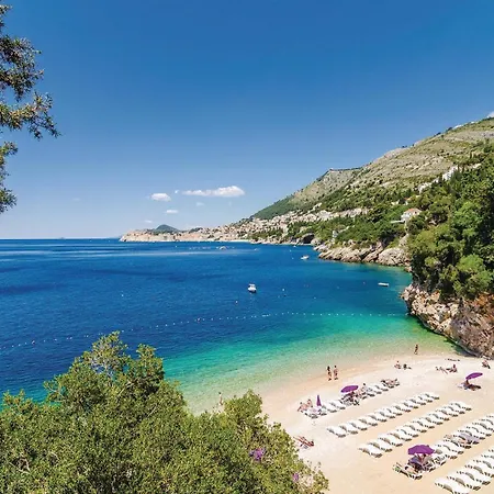 Three-bedroom In * Орашац