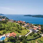 Σπίτι διακοπών Three-bedroom In *