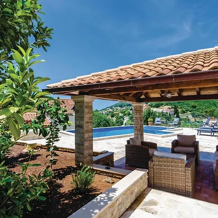 Σπίτι διακοπών Stunning In With Wifi Orasac