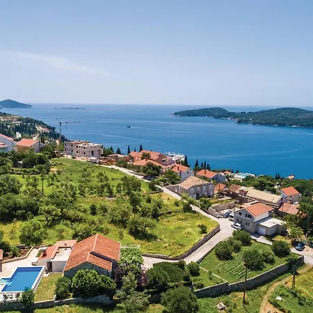 Nyaraló Three-bedroom In *