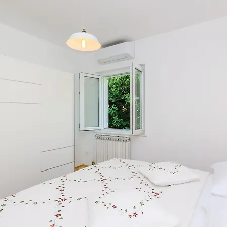 Three-bedroom In Nyaraló