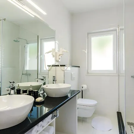Vakantiehuis Three-bedroom In *
